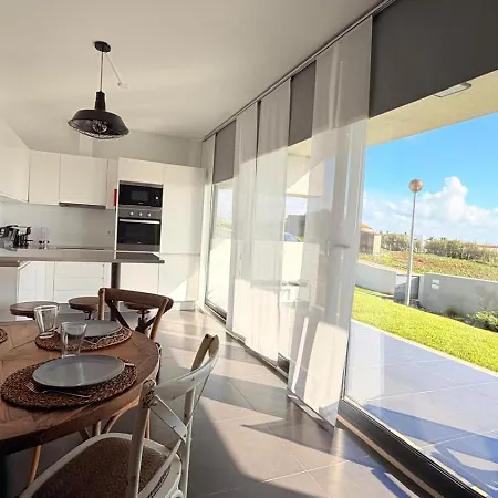 Carina - House 4 - Pool Acess - Comfortable & Quiet וילה